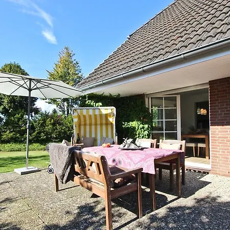 Holiday home Ostseerausch *